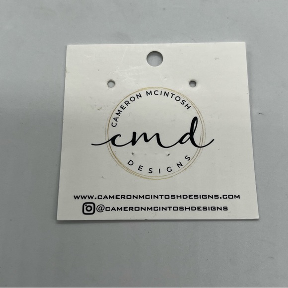 NWT Cameron Macintosh White Puff Dangle Earrings - Picture 3 of 5